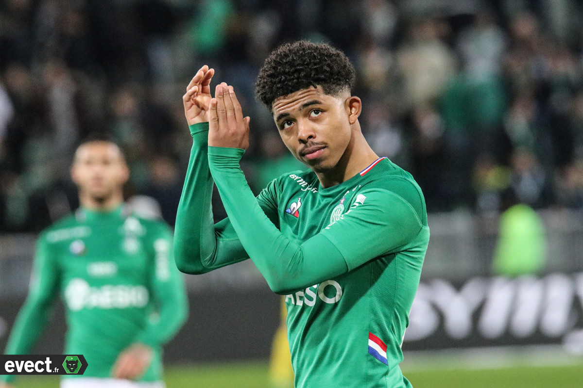 Vert l'Avenir : L'AS Saint-Étienne dévoile son nouveau logo